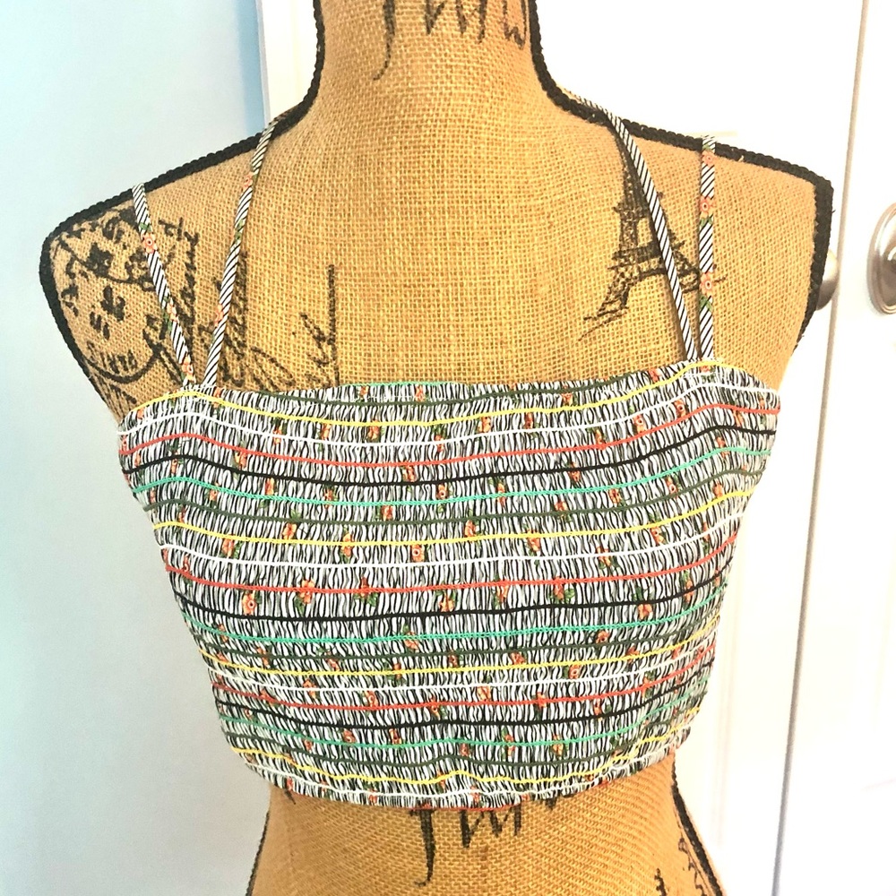 akaiv Strappy Tube Top